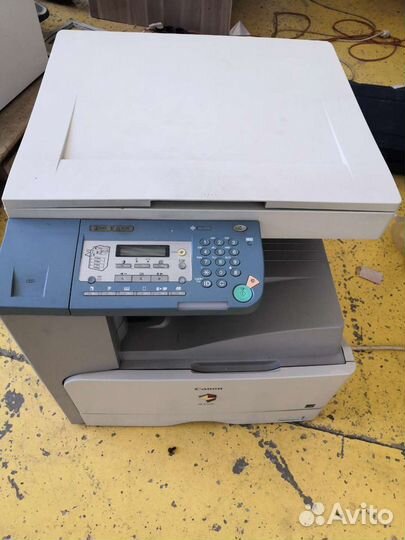 Мфу принтер сканер Canon IR 2018