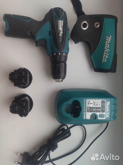 Шуруповерт makita df330