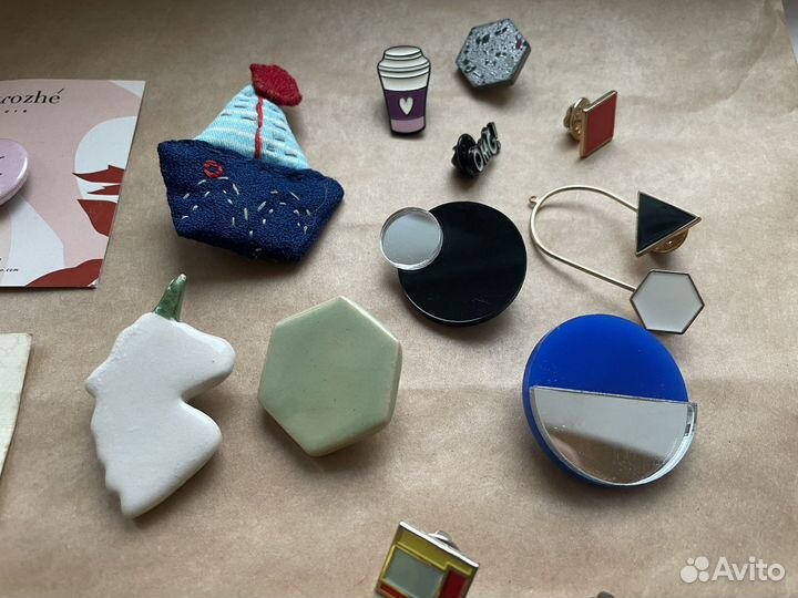 Значок брошь