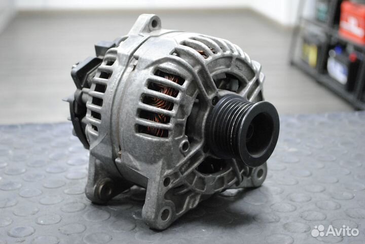 Генератор Renault Laguna 2.0, Megane 1.9 DCi б/у