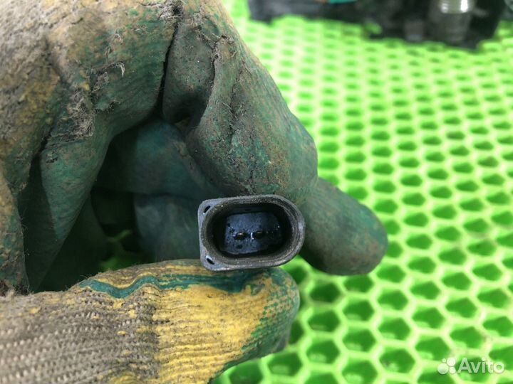 Замок капота Skoda Octavia, Volkswagen Amarok