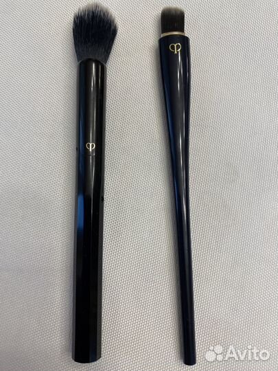 Cle de peau кисти