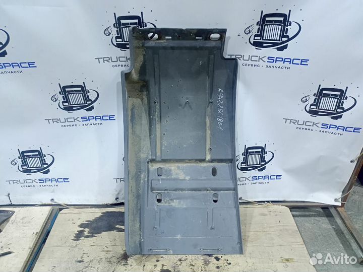 A9438811801 Крыло переднее Мерседес Актрос MP2