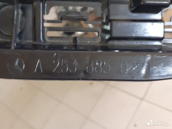 Кронштейн заднего бампера правый Mercedes GLC X253