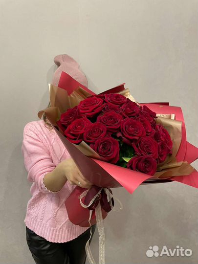 Букет цветов из красной розы