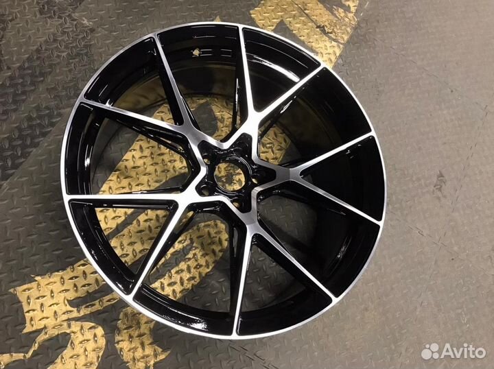 Эксклюзивные диски R22 на Genesis. infinity, lexus
