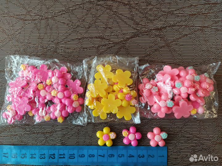 Полубусины в виде цветка