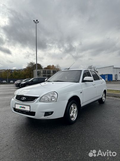LADA Priora 1.6 МТ, 2010, 180 000 км