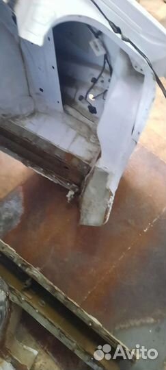 Четвирть Крыла заднее правое renault logan 2