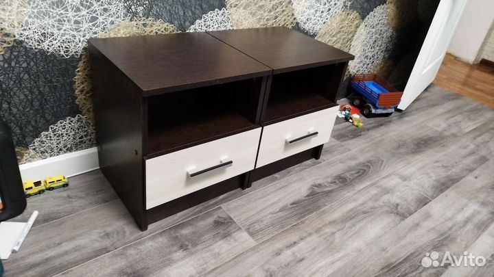 Спальный гарнитур / Комплект мебели для спальни