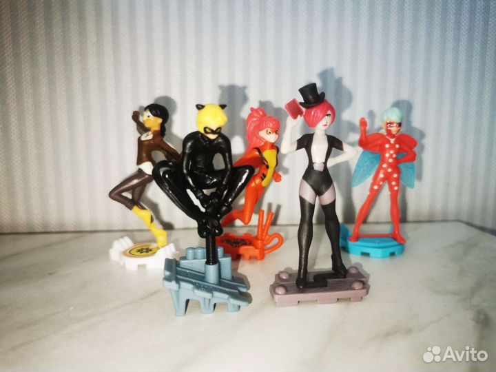 Лот киндеров