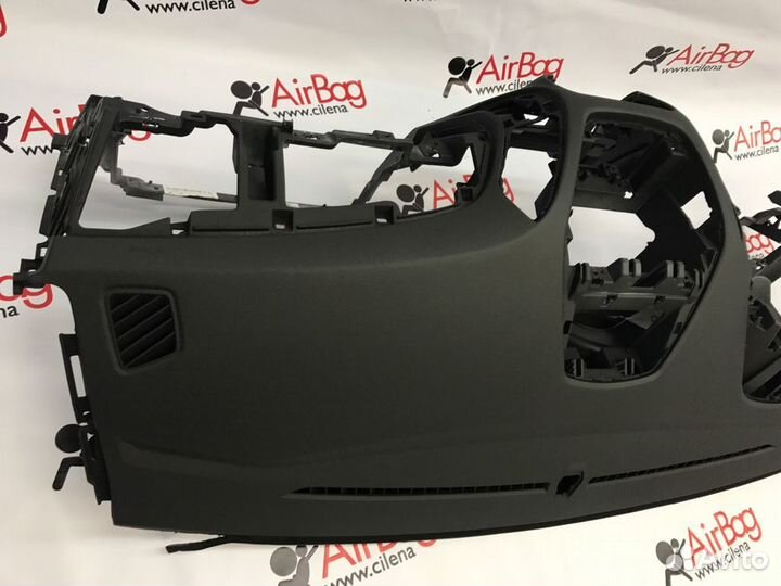 Торпедо панель приборов Hyundai ix35 рестайлинг