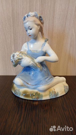 Фарфоровая статуэтка СССР