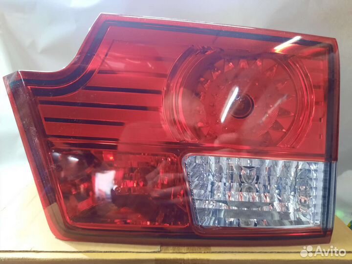 Фонарь задний правый внутренний Ссангенг Кайрон 2