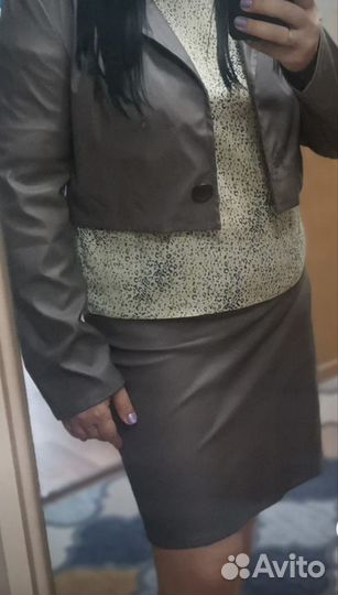 Костюм женский