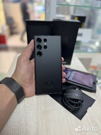 Samsung Galaxy S23 Ultra, 12/512 ГБ