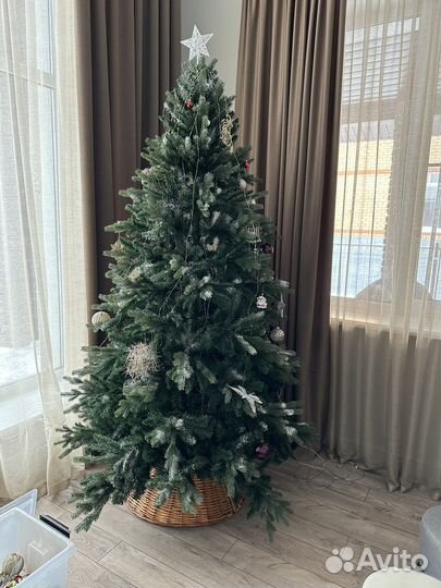 Елка искусственная