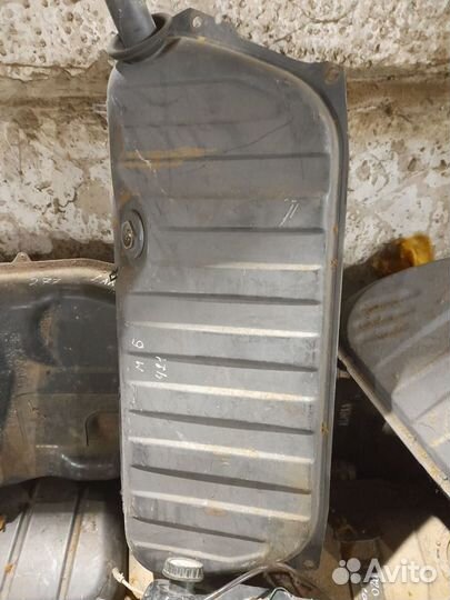 Топливный бак на мерседес w201