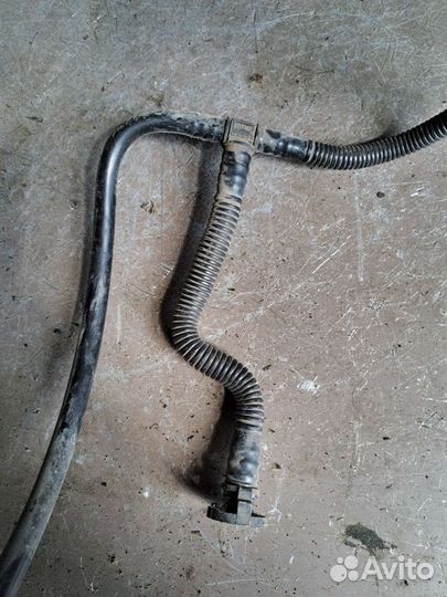 Трубка картерных газов на Jaguar s-type