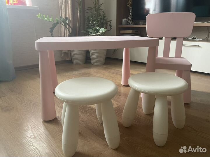 Стол и стулья IKEA маммут