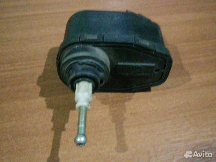 Корректор фары Audi 100, 45 кузов