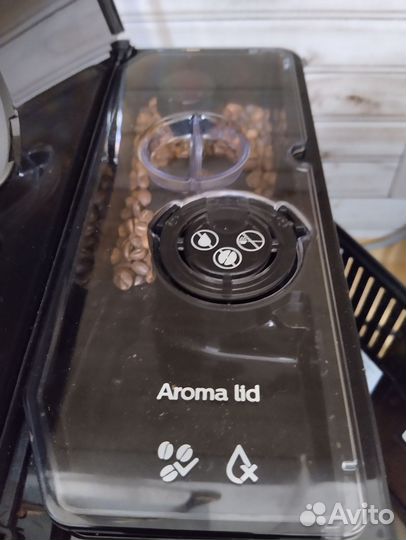 Кофемашина Philips HD8827