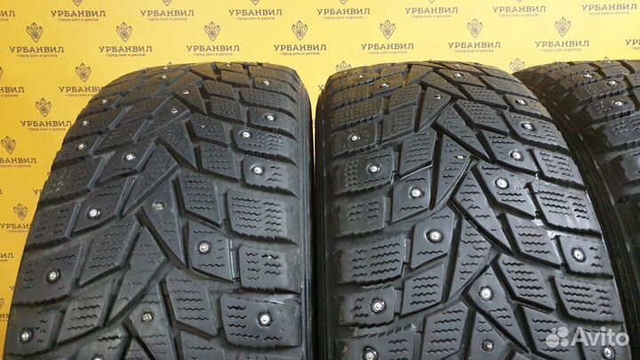 Dunlop SP Winter Ice 02 215/55 R17 98T