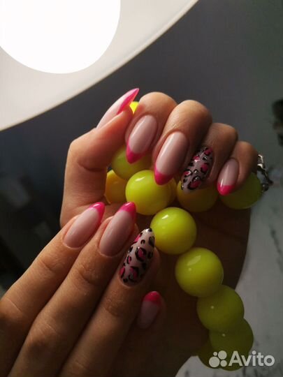 Маникюр педикюр наращивание ногтей
