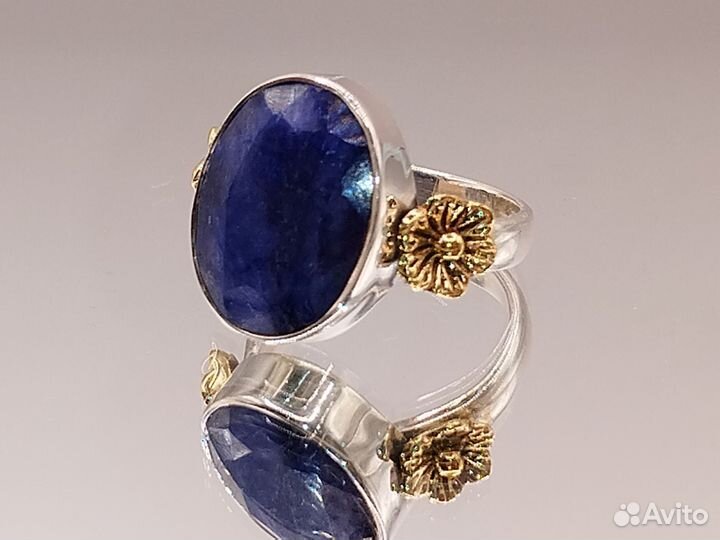 Кольцо с сапфиром серебро