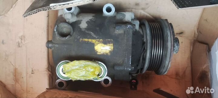 Компрессор кондиционера Ford Mondeo 3