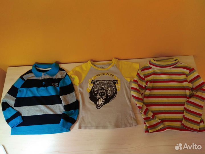 Одежда на мальчика рост 104.Брюки,рубашки,толстовк