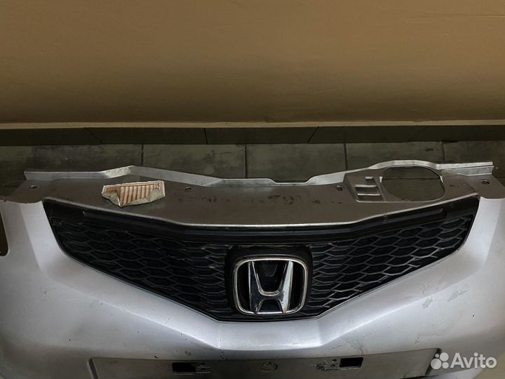 Бампер, передний