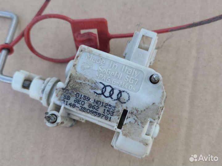 Активатор лючка бензобака Audi A4 B6/B7 00-09г