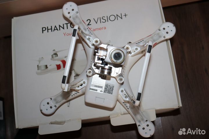 Квадрокоптер DJI Phantom 2 Vision+