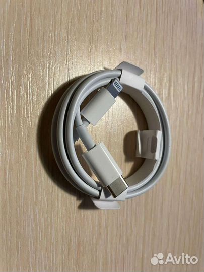 Кабель USB-c-lightning