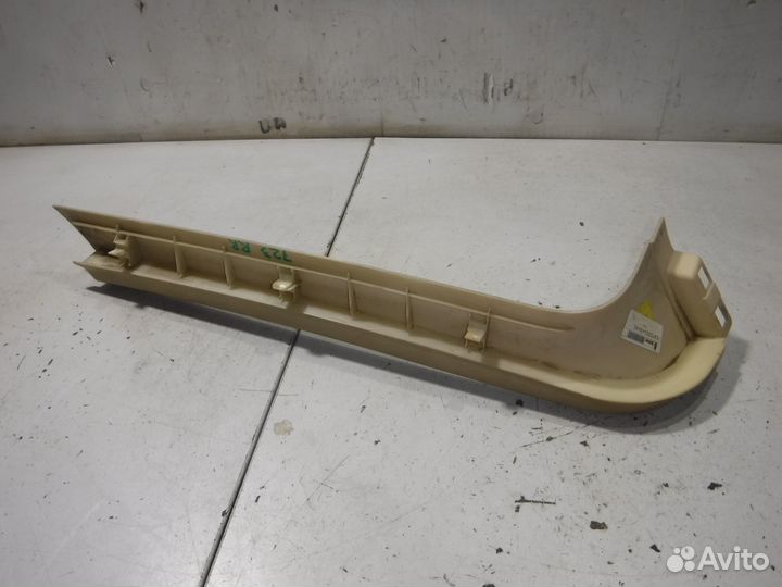 Обшивка двери багажника Range Rover Vogue