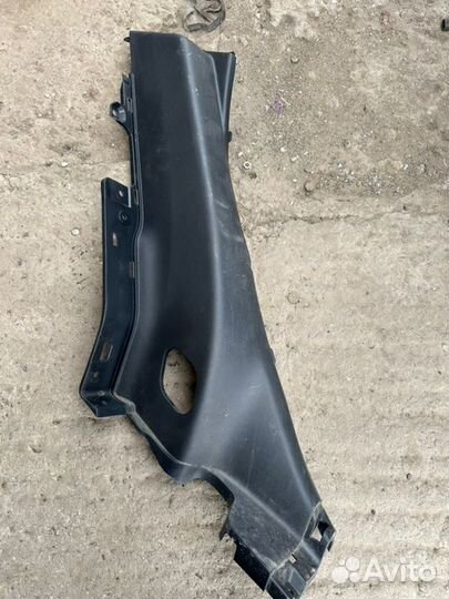 Накладка стойки задняя левая Kia Rio 4