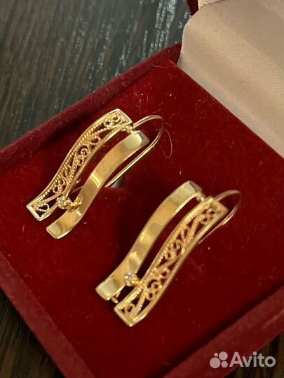 Золотые серьги