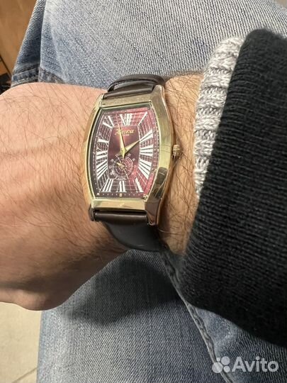 Золотые часы