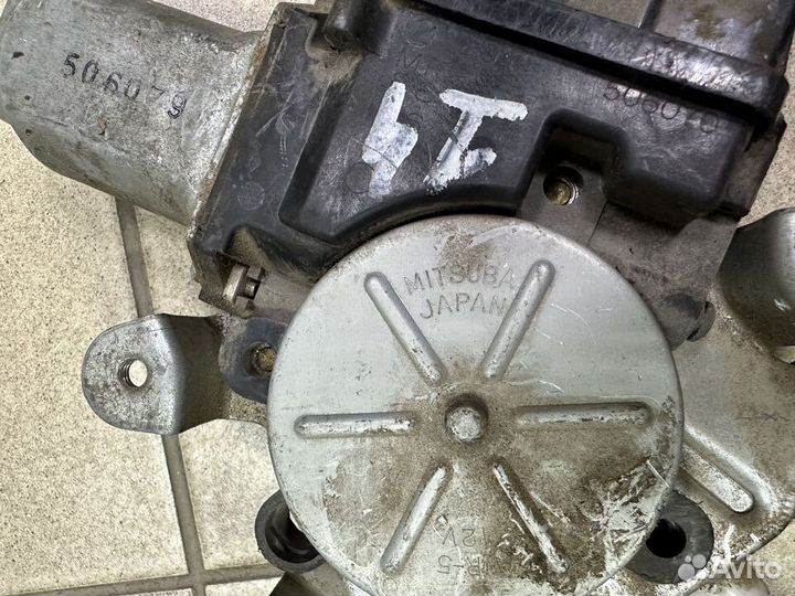 Стеклоподьемник задний левый Mitsubishi Lancer 9