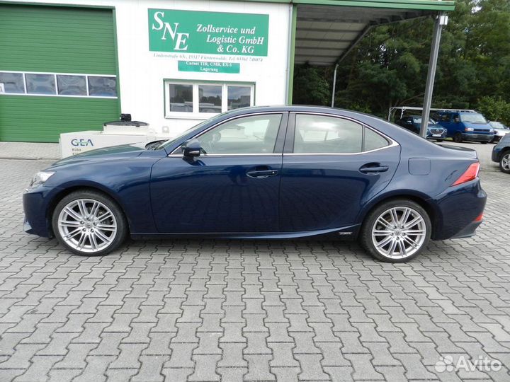 Разбор Lexus IS