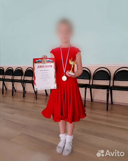 Платье рейтинговое для бальных танцев размер 34