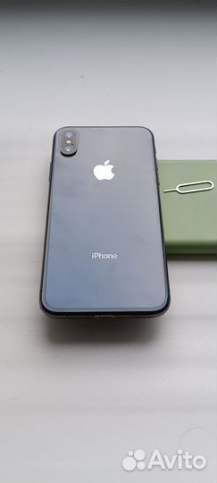iPhone X, 64 ГБ