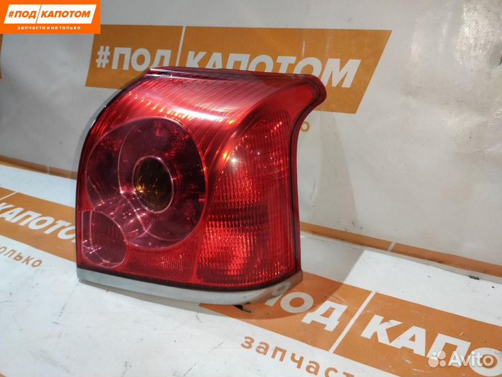 Фонарь задний правый Toyota Avensis 2 (T250) 2004