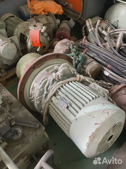 Sumitomo TK-F Асинхронный электродвигатель (Induct