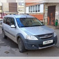 ВАЗ (LADA) Largus 1.6 MT, 2017, битый, 235 000 км, с пробегом, цена 670 000 руб.