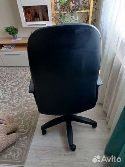 Офисное кресло бу