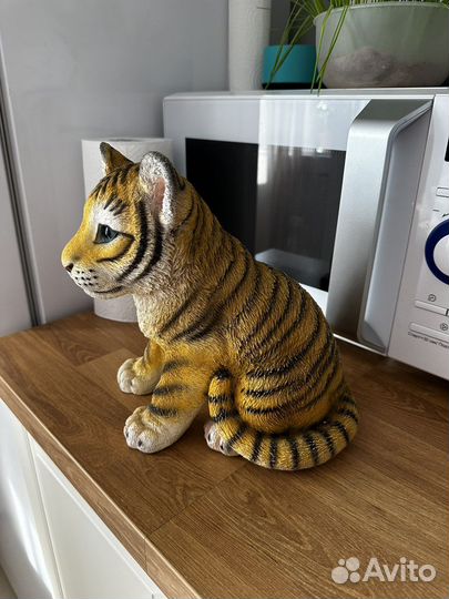 Фигурка садовая декоративная тигренок новая