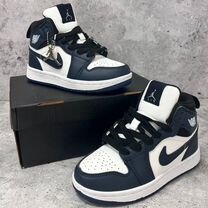 Детские кроссовки Nike Air Jordan 1 Mid (31-36р)