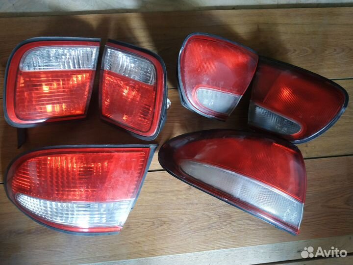 Фонарь Mazda Xedos 6,9